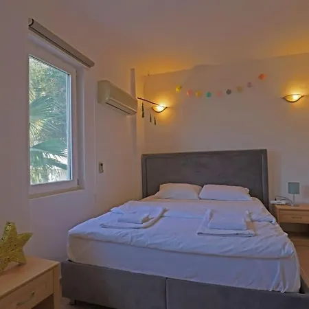 Mola 2 Apartament Kaş